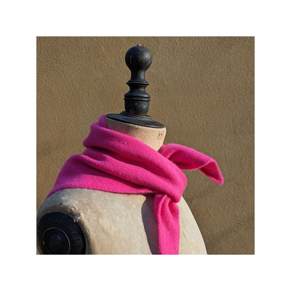 Neckerchief in Lambswool “Punk” - Image 2