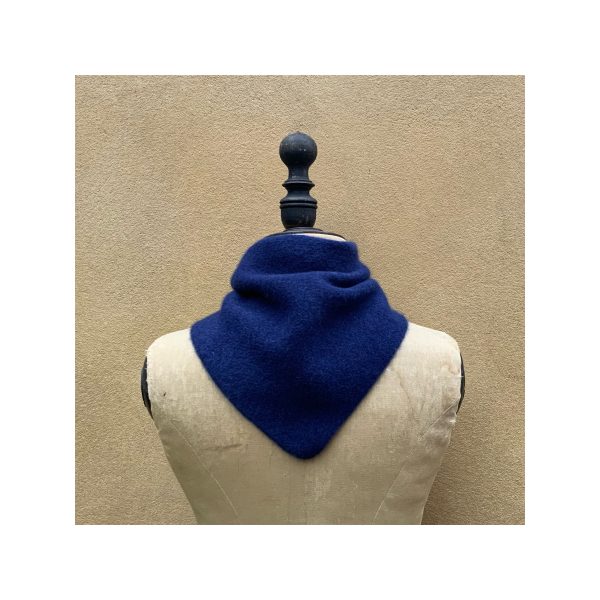 Neckerchief in Lambswool “British Blue”