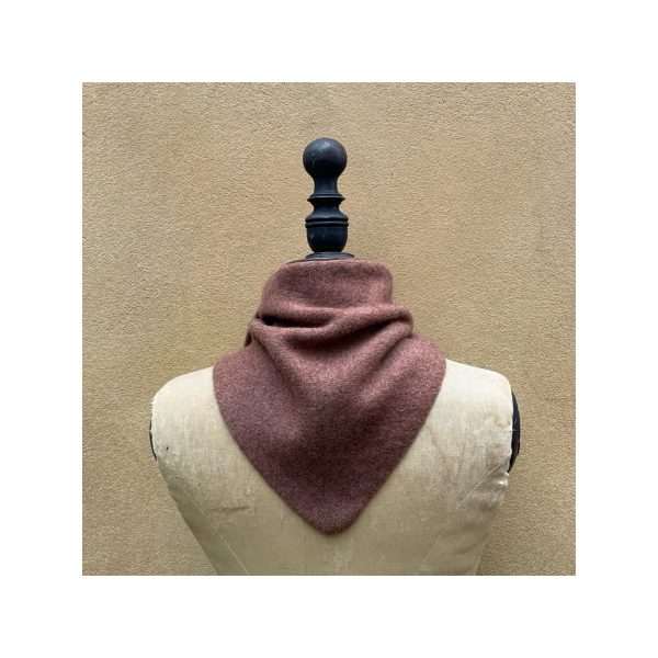 Neckerchief in Lambswool “Hazelnut”