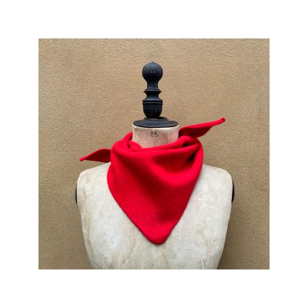 Neckerchief in Lambswool “Poppy” - Image 3