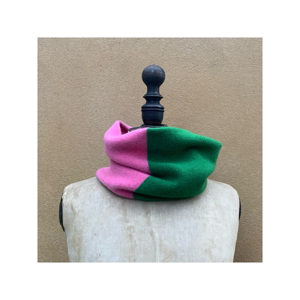 Merino Lambswool Snood “Pagoda + Parson’s Pink”